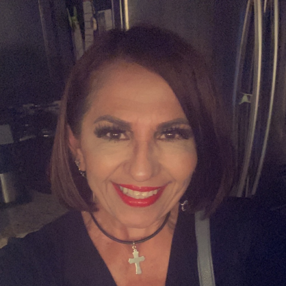 Meet your Posher, Maria